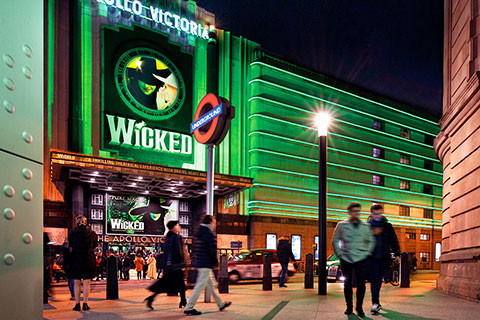 Apollo Victoria Wicked. Photo by Philip Vile
